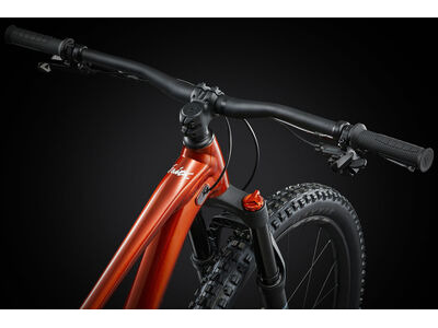 GIANT Faith click to zoom image