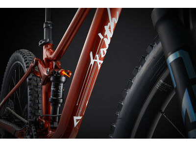 GIANT Faith click to zoom image