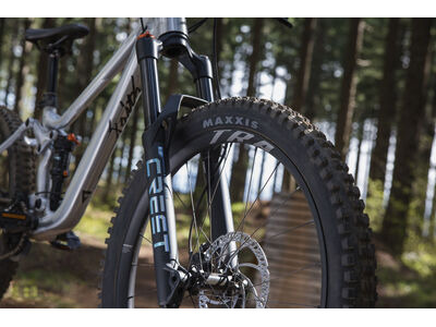 GIANT Faith 24 click to zoom image