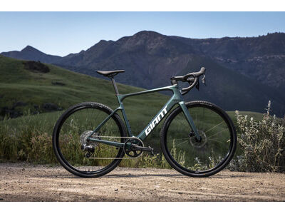 GIANT Defy Advanced E+ Elite 0 click to zoom image