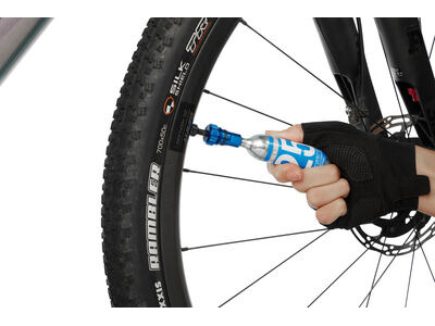 GIANT Control Blast Mini Pump with 25G CO2 click to zoom image