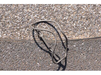 GIANT Airway Pro Ti Bottle Cage click to zoom image