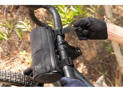 GIANT Shadow SL Burrito Bar Bag Black click to zoom image