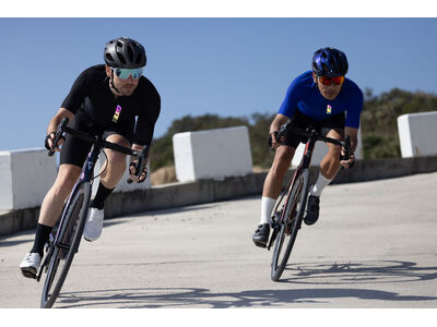 GIANT Race Day Short Sleeve Jersey Black / Blue click to zoom image