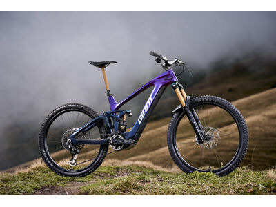 GIANT Reign Advanced E+ 0 Purple Haze / Metallic Navy click to zoom image