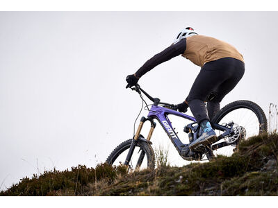 GIANT Reign Advanced E+ 0 Purple Haze / Metallic Navy click to zoom image