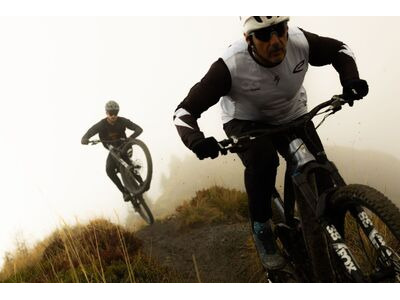 GIANT Reign Advanced E+ 1 Mercury / Carbon Smoke click to zoom image