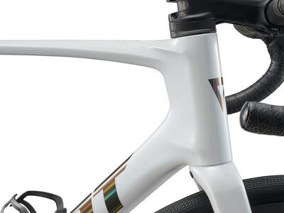 GIANT Defy Advanced Pro 1 click to zoom image