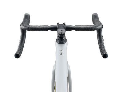 GIANT Defy Advanced Pro 1 click to zoom image