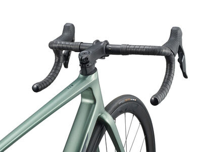GIANT TCR Advanced 0 (AXS) click to zoom image