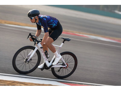 GIANT Contact SLR 0 Aero Integrated Handlebar click to zoom image