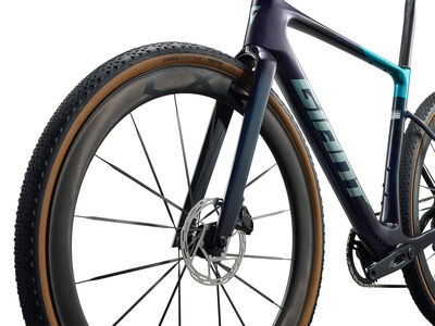 GIANT Revolt Advanced SL 2 click to zoom image