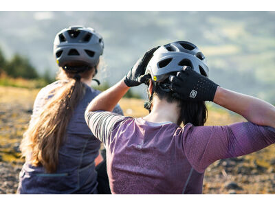 LIV Rail Helmet Black Diamond click to zoom image