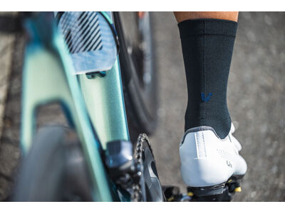 LIV Vantage Socks click to zoom image