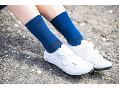 LIV Vantage Socks click to zoom image