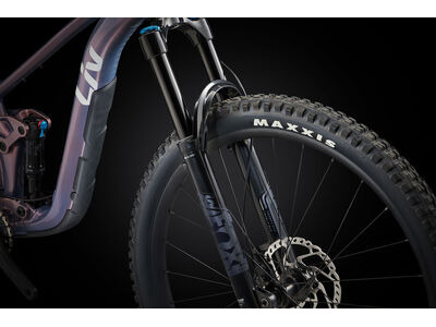 LIV Intrigue X 2 click to zoom image