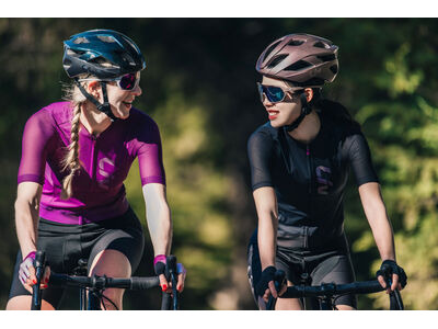 LIV Rev Elite MIPS Black click to zoom image