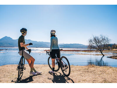 LIV Rev Elite MIPS Black click to zoom image