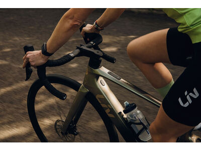 LIV Avail Advanced E+ Elite 2 click to zoom image