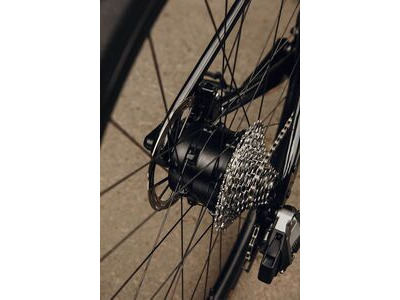 LIV Avail Advanced E+ Elite 2 click to zoom image