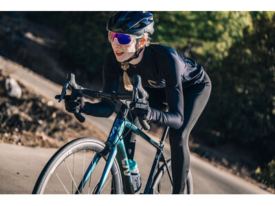 LIV Race Day Long Sleeve Jersey click to zoom image