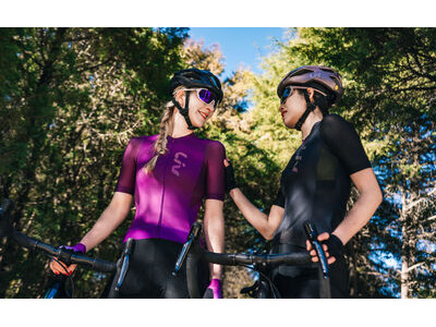 LIV Race Day Short Sleeve Jersey Black click to zoom image