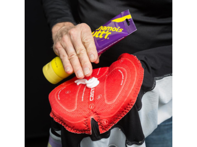 CHAMOIS BUTT'R Original 235ml tube click to zoom image