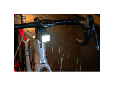 Moon Sport Titan Max (1700lm) click to zoom image