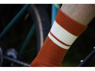 MADISON Roam Isoler Crew Sock, black click to zoom image
