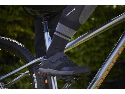 MADISON DTE Isoler Waterproof Long Sock, navy haze click to zoom image