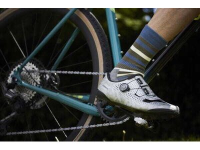 MADISON Roam Isoler Merino 4 Season Sock, moss green click to zoom image